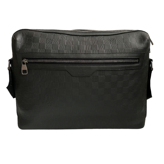 Louis Vuitton District PM